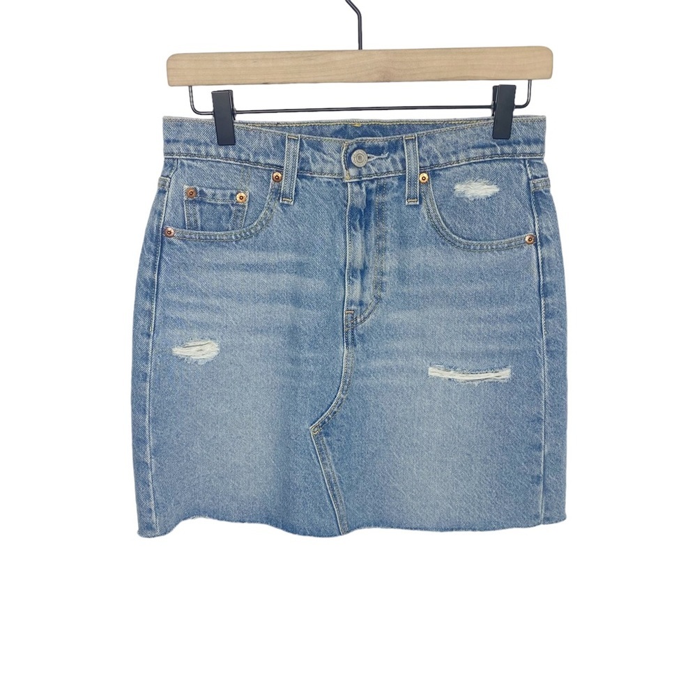 Levi’s denim skirt distressed size 26 - Picture 1 of 4